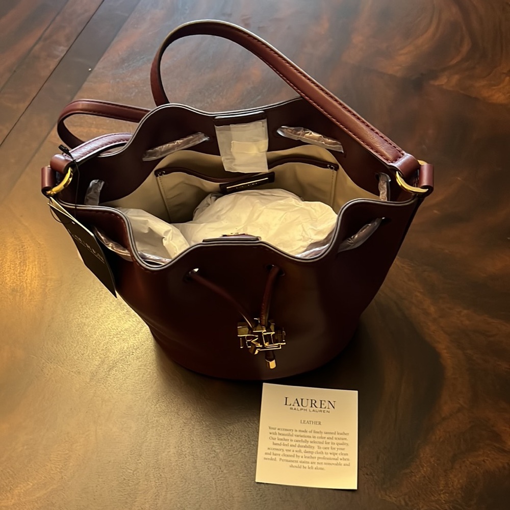 Lauren Ralph Lauren
Leather Medium Andie Drawstring Bag - Picture 4 of 12